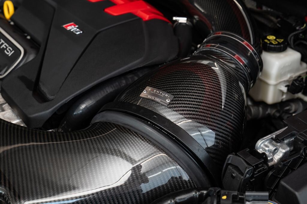 Audi RS3 Hatchback 2,5 l 294 kw