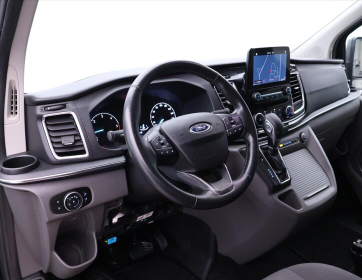 Ford Tourneo Custom Kombi 2,0 l 125 kw