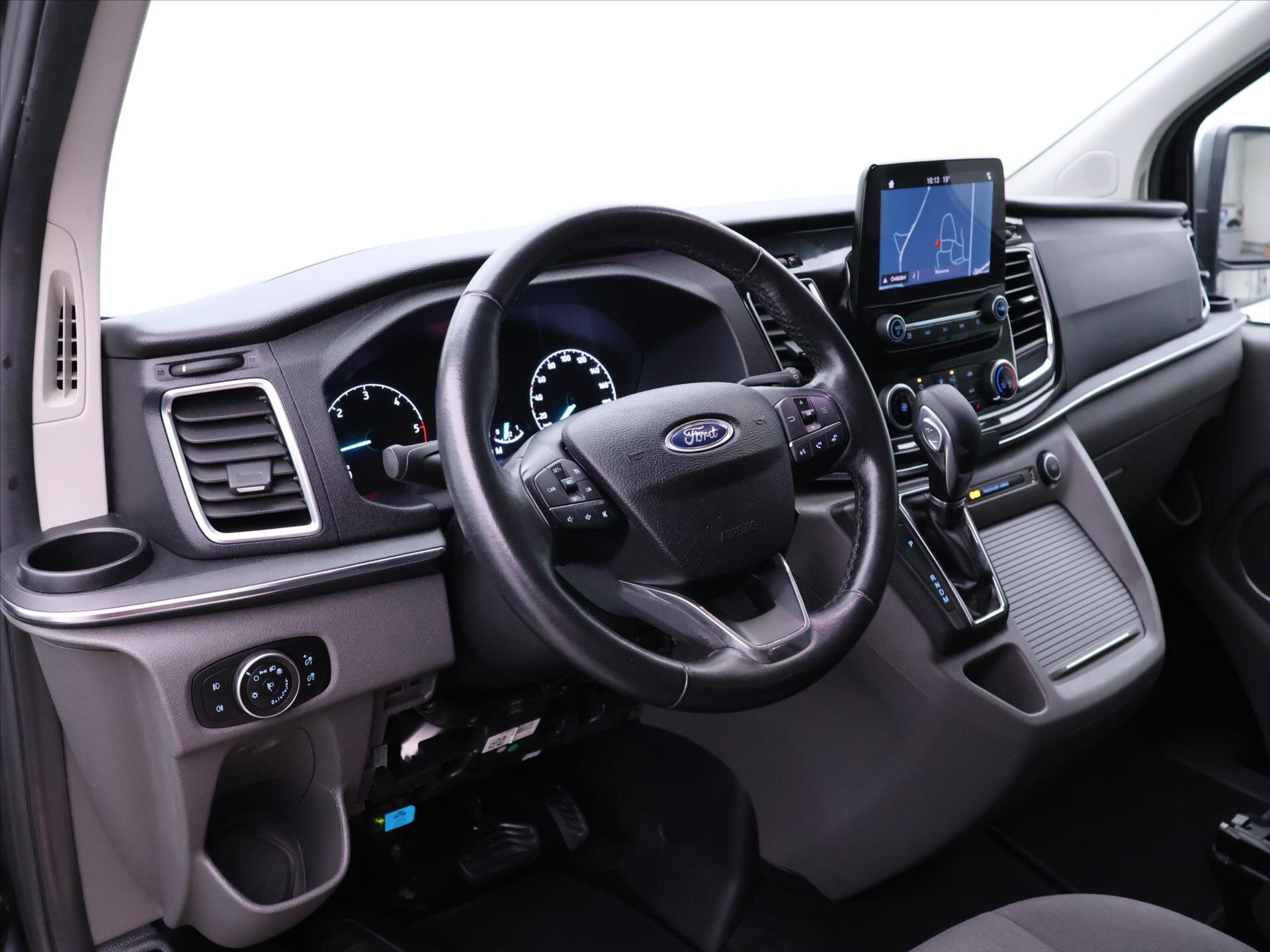 Ford Tourneo Custom Kombi 2,0 l 125 kw