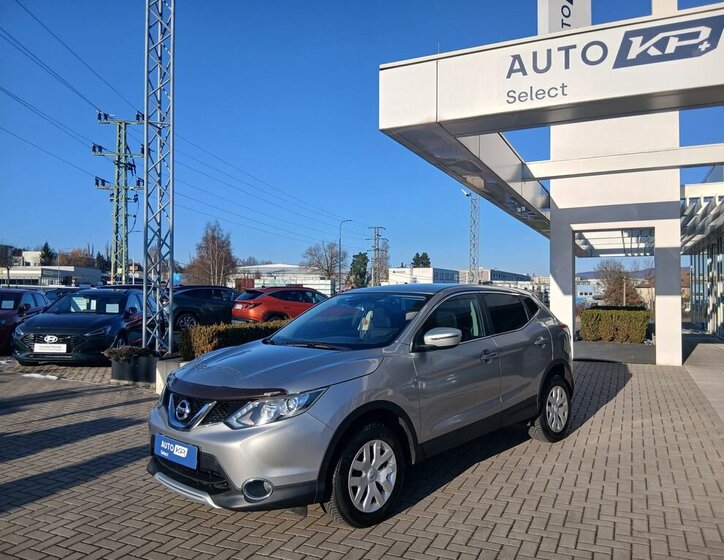 Nissan Qashqai SUV 1,6 l 120 kw
