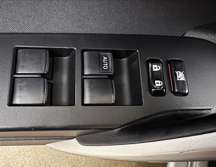 Toyota Auris Kombi 1,4 l 66 kw