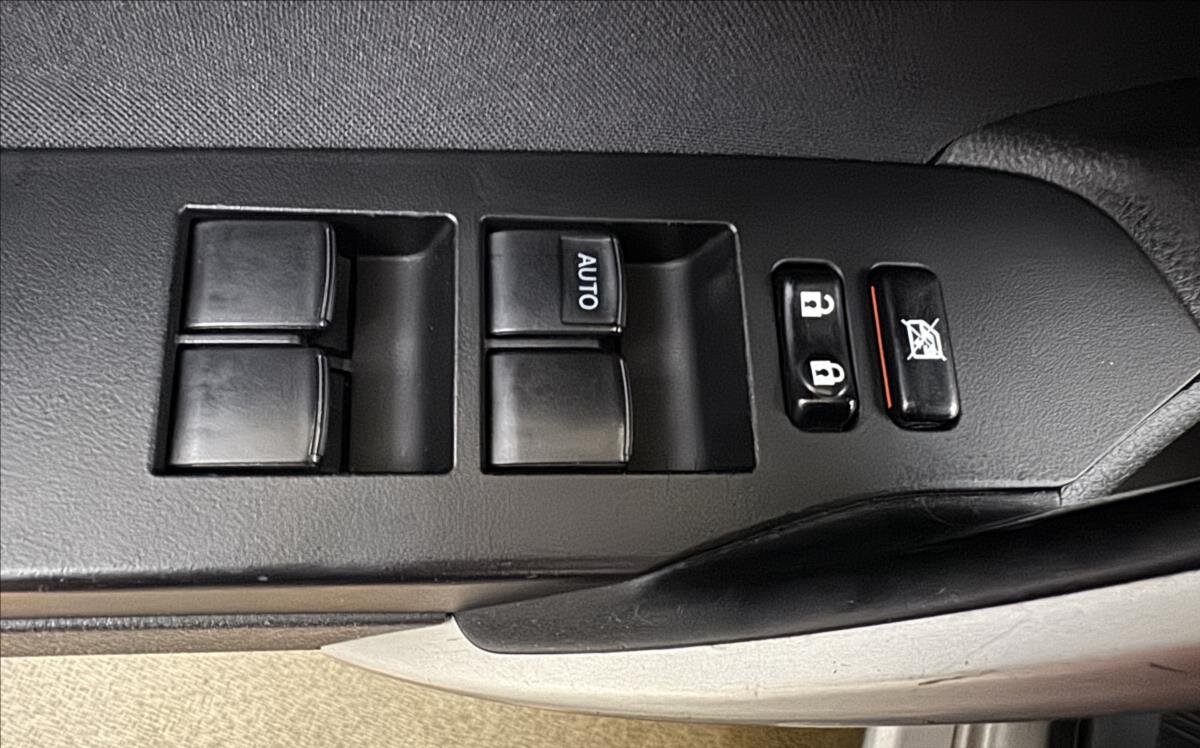 Toyota Auris Kombi 1,4 l 66 kw
