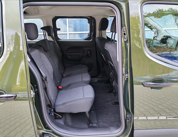 Peugeot Rifter MPV 1,5 l 96 kw