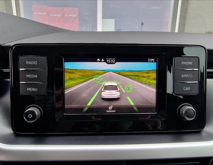 Škoda Scala Hatchback 999,0 81 kw