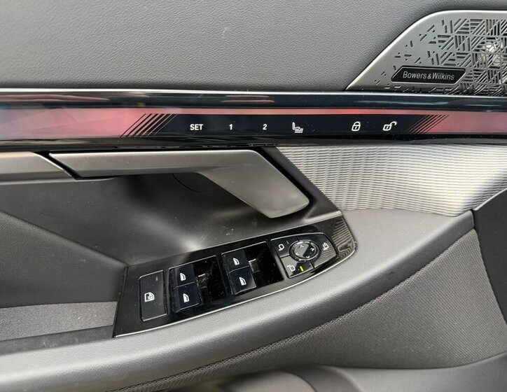 BMW Řada 5 Kombi 3,0 l 360 kw