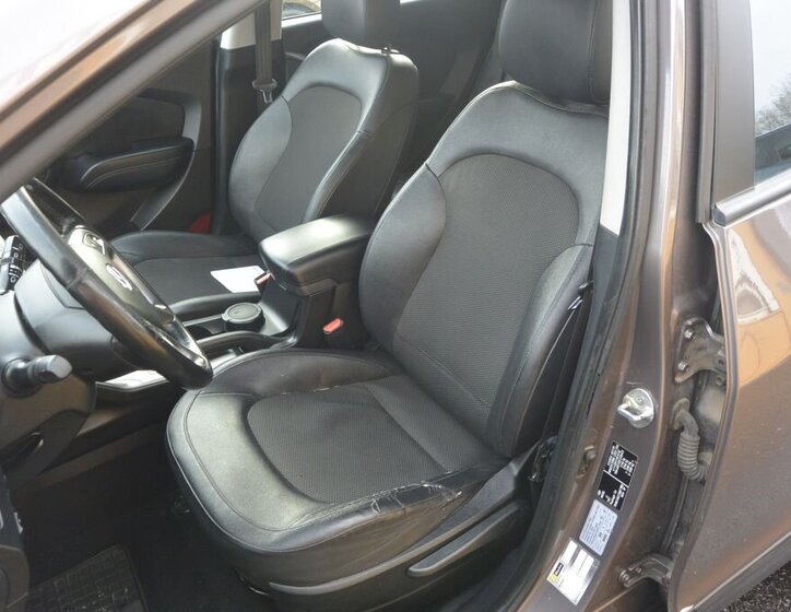 Hyundai ix35 SUV / Terénní 2,0 l 100 kw