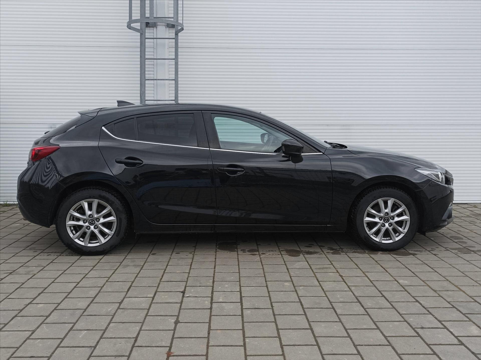 Mazda 3 Hatchback 1,5 l 77 kw
