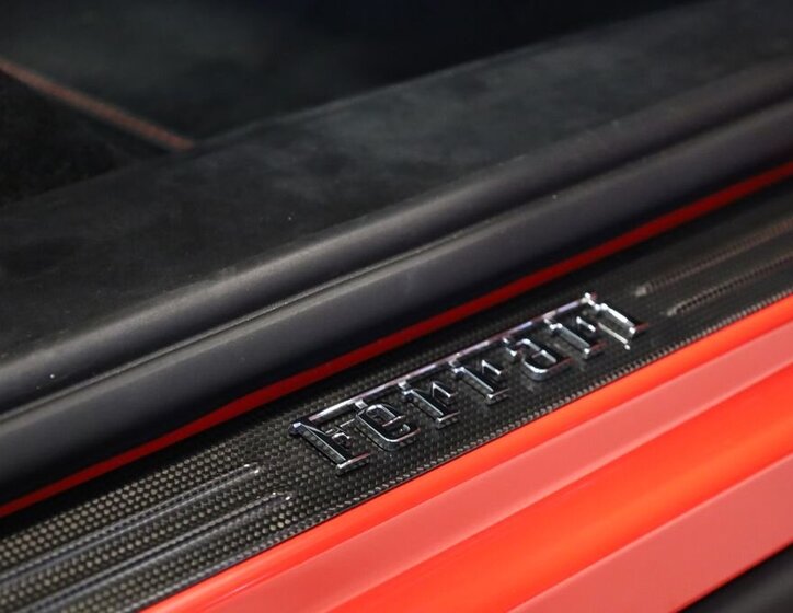 Ferrari Ostatní SUV / Terénní 6,5 l 533 kw