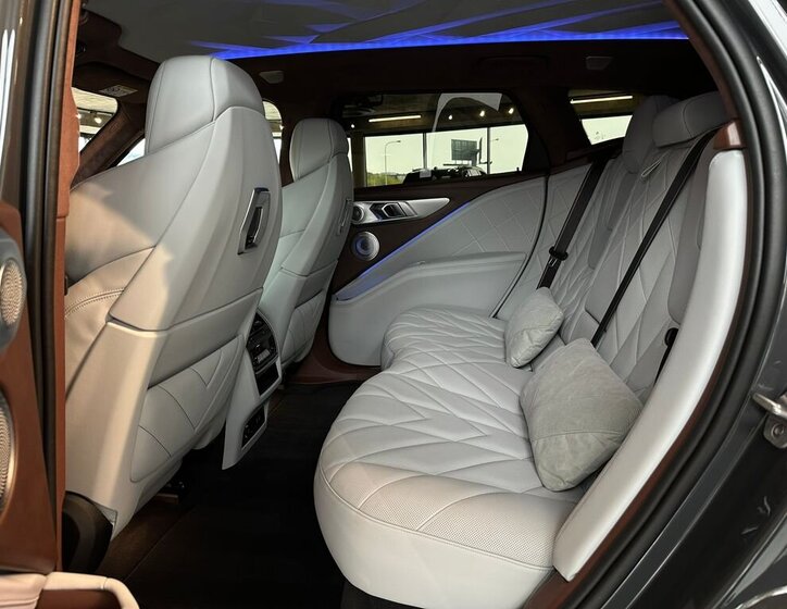 BMW XM SUV / Terénní 4,4 l 480 kw