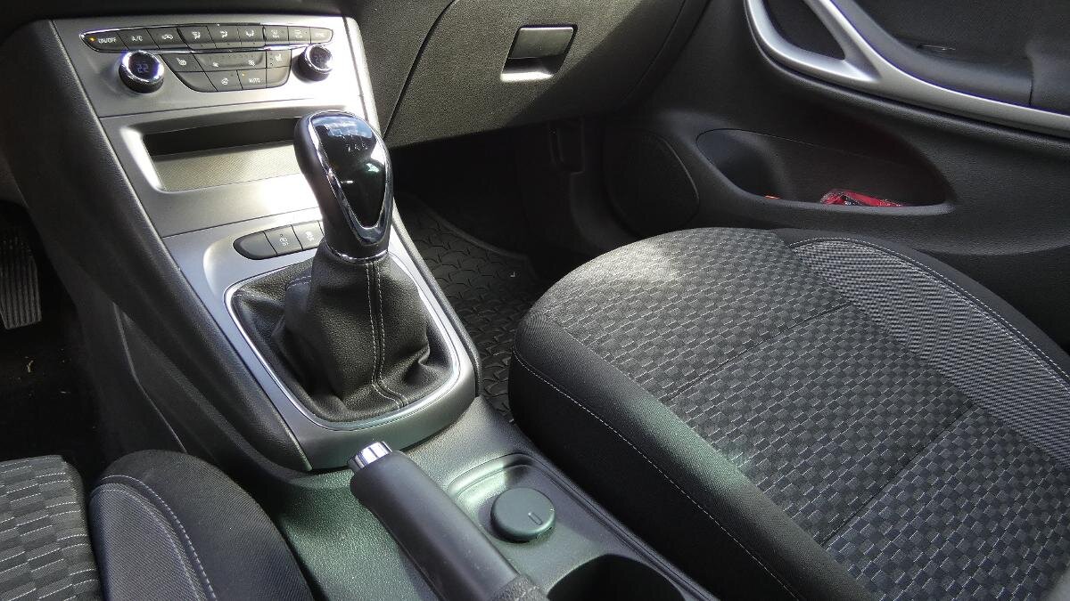 Opel Astra Kombi 1,5 l 90 kw