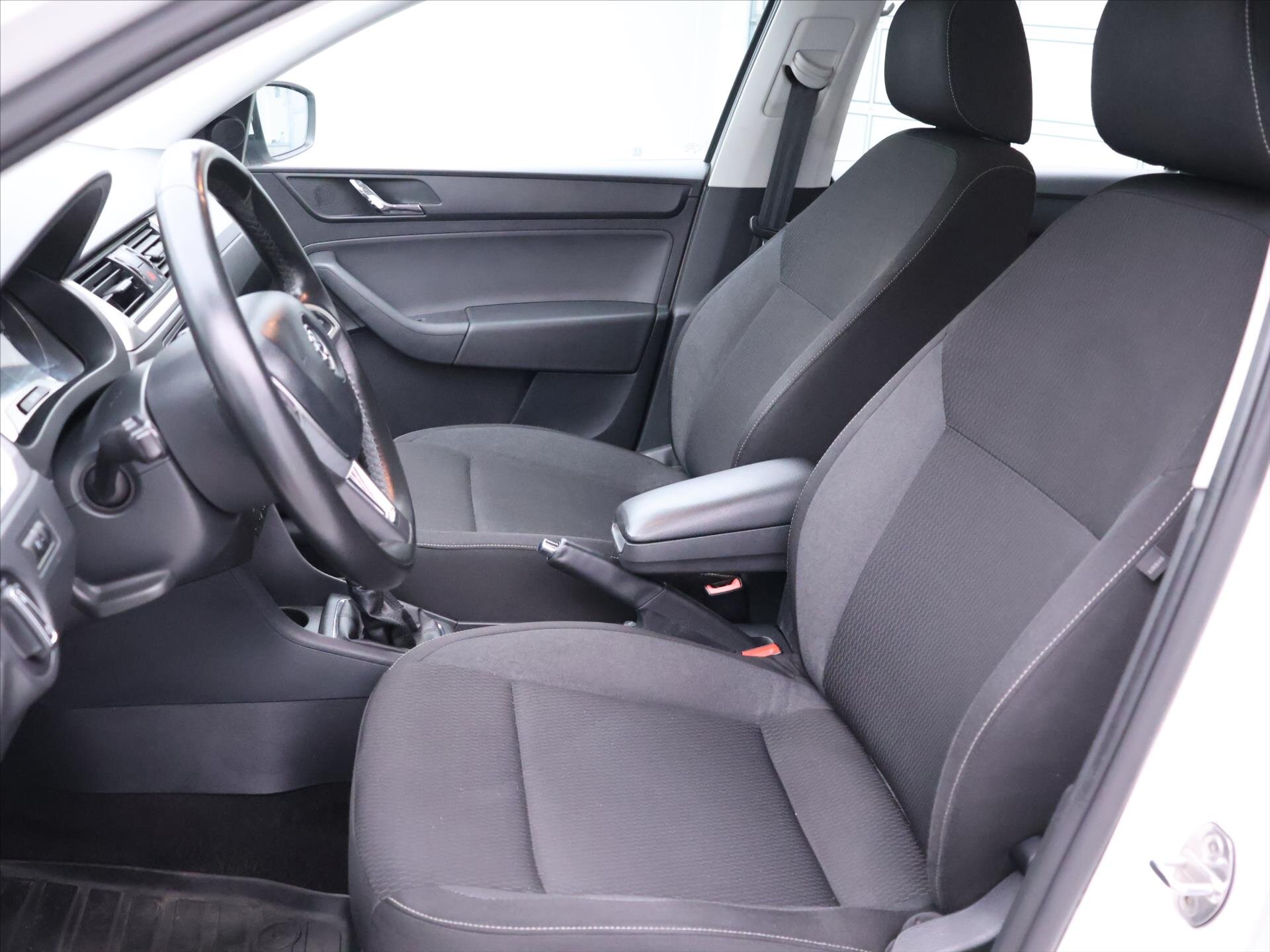 Škoda Rapid Liftback 1,4 l 66 kw