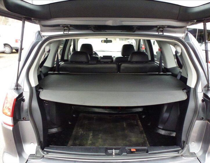 Citroën C-Crosser SUV / Terénní 2,2 l 115 kw