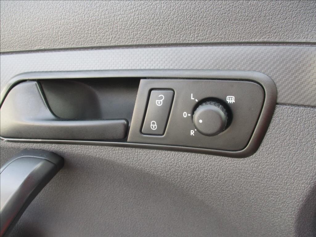 Volkswagen Caddy Skříň 1,2 l 63 kw