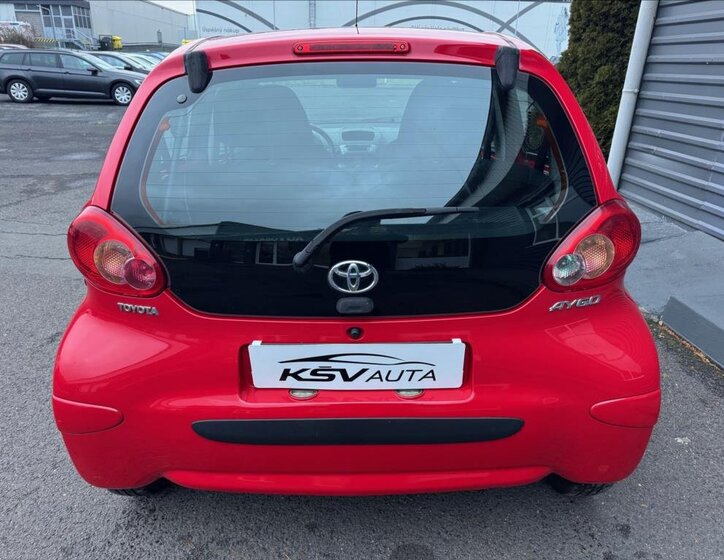 Toyota Aygo 8
