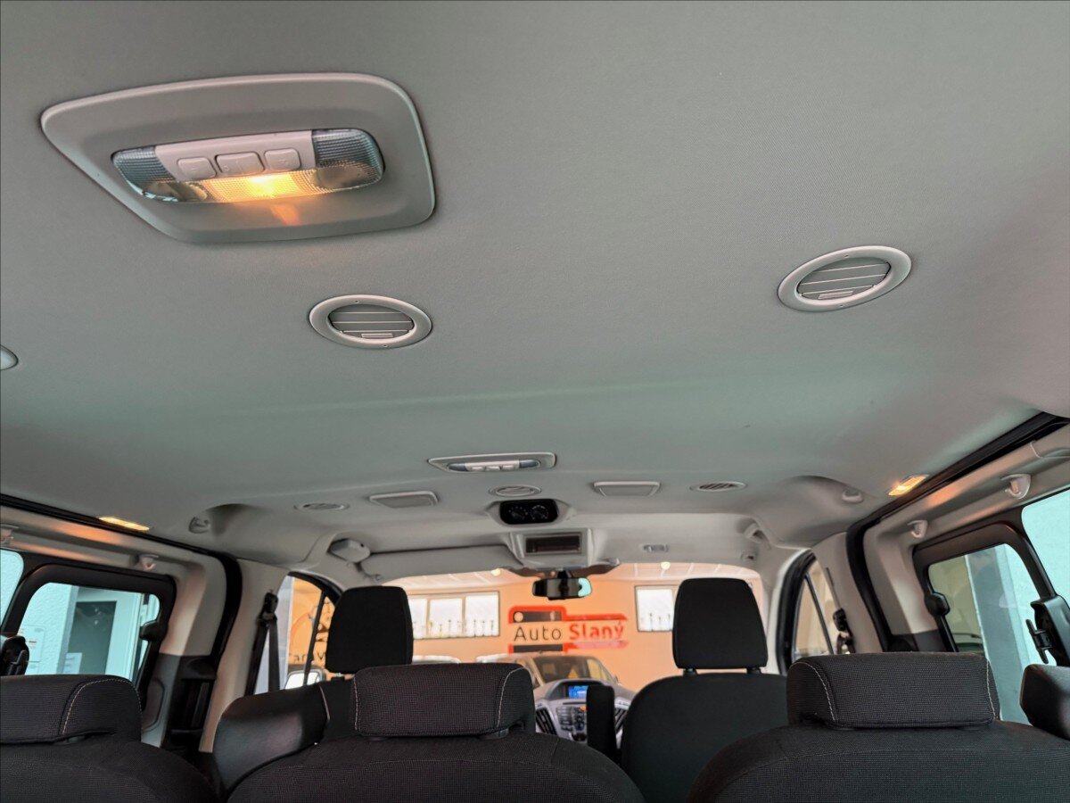 Ford Tourneo Custom MPV 2,2 l 92 kw