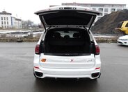 BMW X5 SUV 3,0 l 280 kw