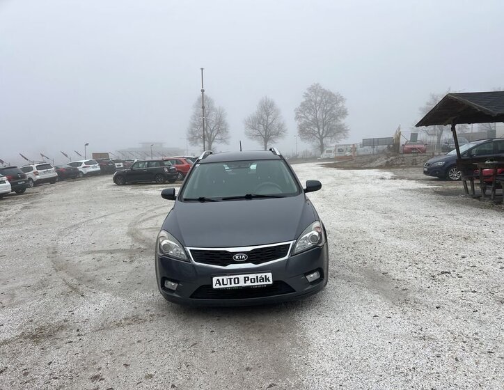 KIA Ostatní Kombi 1,6 l 66 kw
