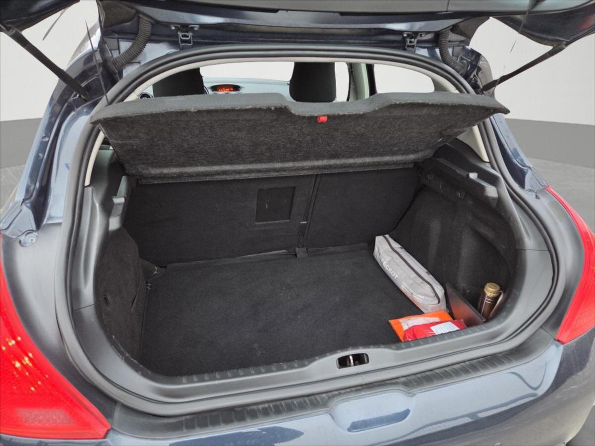 Peugeot 308 Hatchback 1,6 l 88 kw