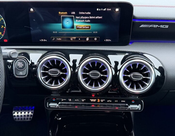 Mercedes-Benz CLA Kombi 2,0 l 310 kw