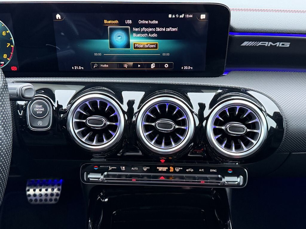 Mercedes-Benz CLA Kombi 2,0 l 310 kw