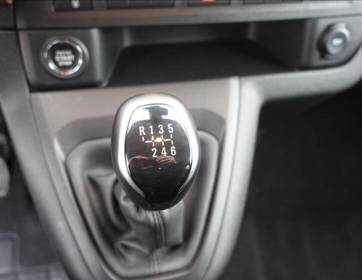 Toyota ProAce Verso 24