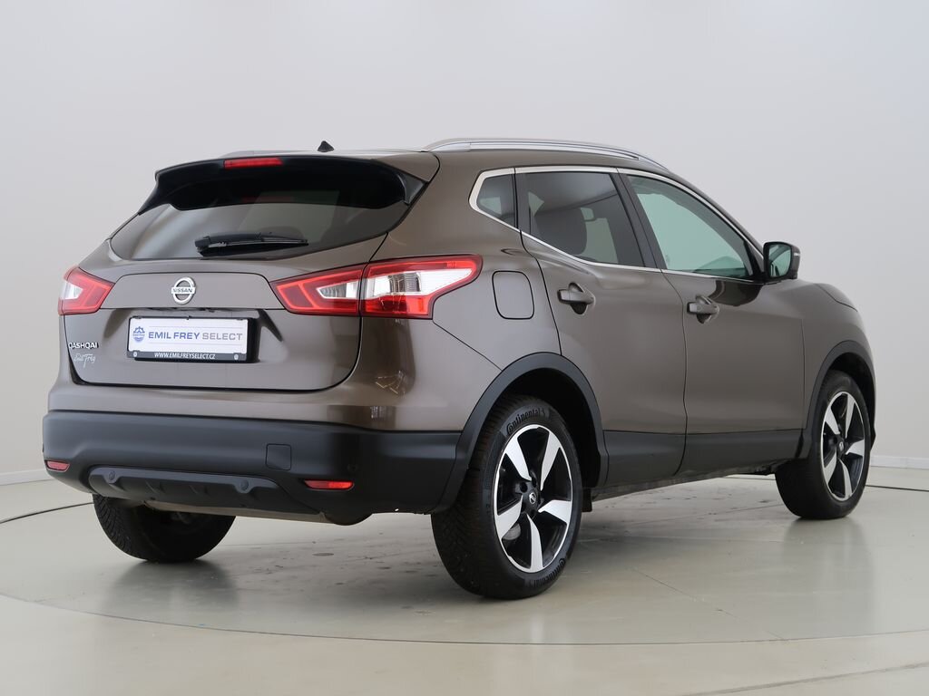 Nissan Qashqai SUV / Terénní 1,5 l 81 kw