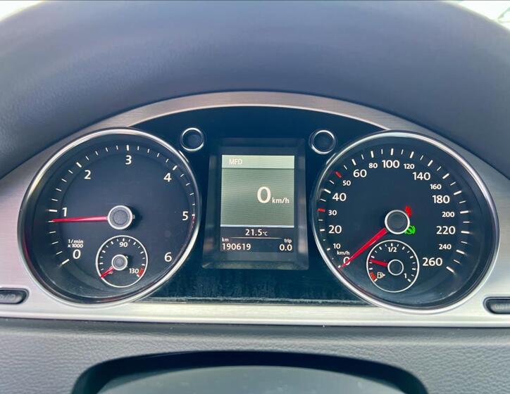 Volkswagen Passat 23