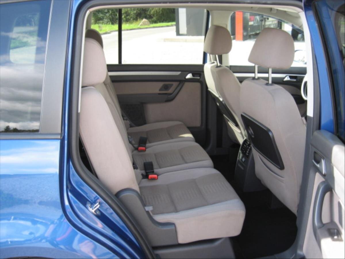 Volkswagen Touran Kombi 2,0 l 103 kw