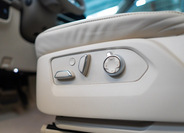 Cadillac Escalade 19