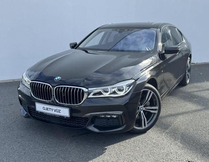 BMW Řada 7 1