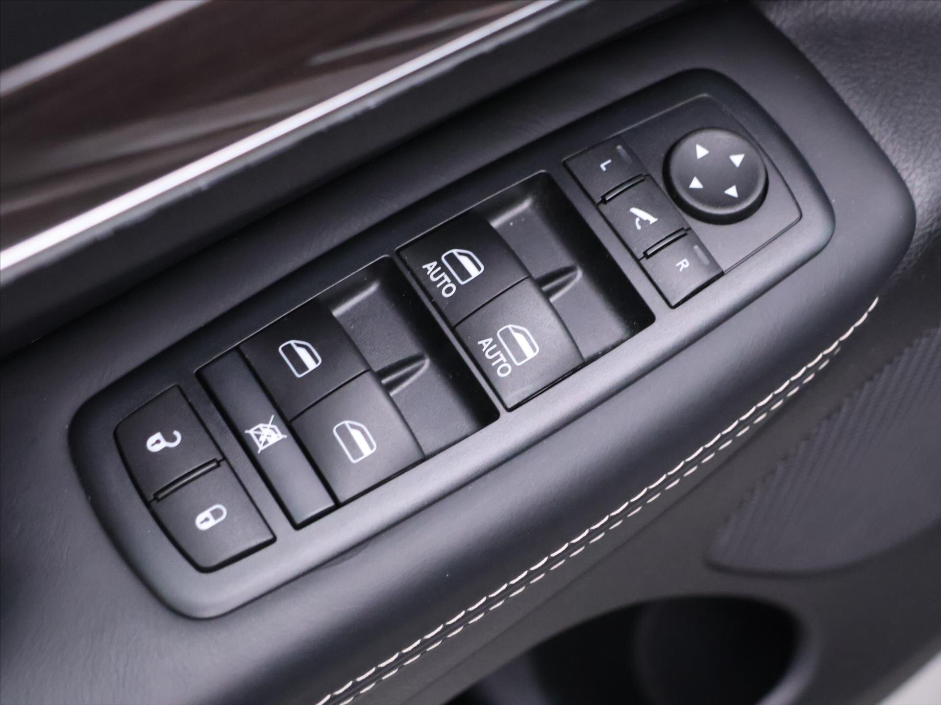 Jeep Grand Cherokee SUV / Terénní 3,0 l 184 kw