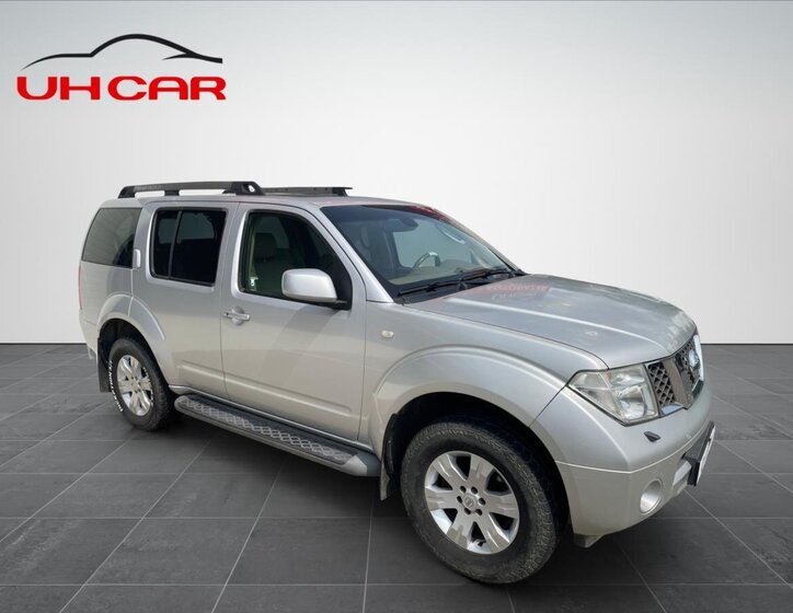 Nissan Pathfinder 3