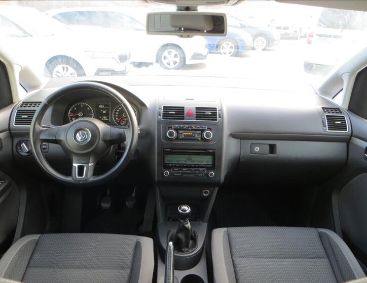 Volkswagen Touran 18