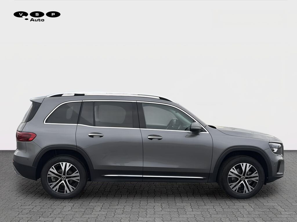Mercedes-Benz GLB SUV / Terénní 1,3 l 120 kw