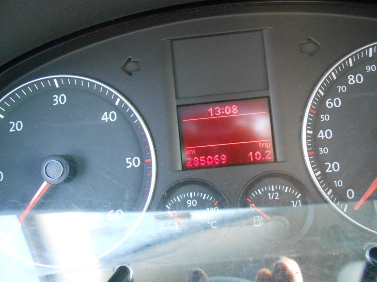 Volkswagen Touran Kombi 2,0 l 103 kw