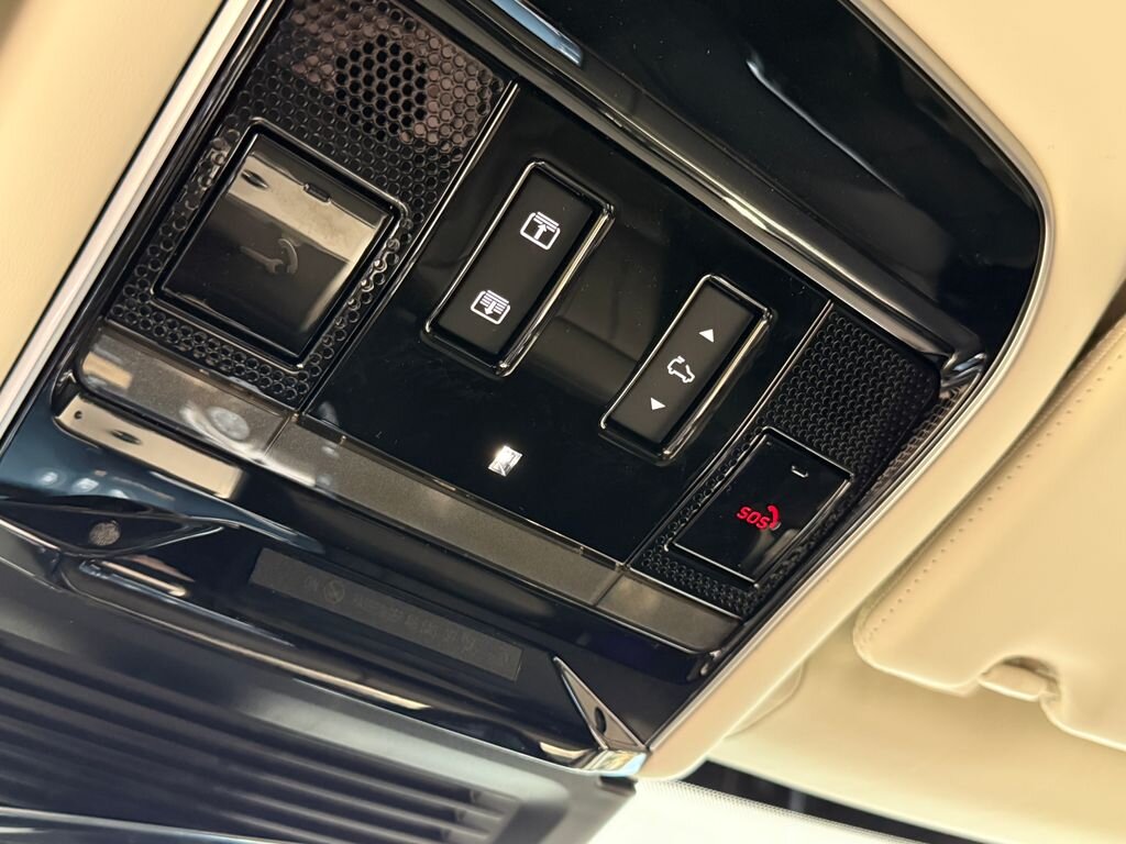 Land Rover Range Rover SUV / Terénní 4,4 l 390 kw