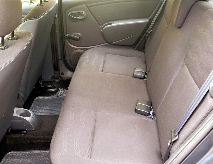 Dacia Sandero Hatchback 1,6 l 62 kw