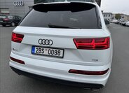Audi SQ7 SUV / Terénní 4,0 l 320 kw