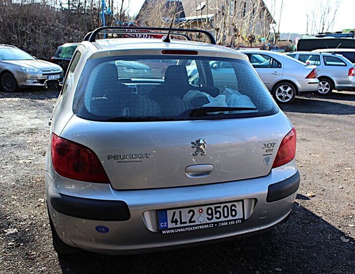 Peugeot 307 Hatchback 2,0 l 66 kw