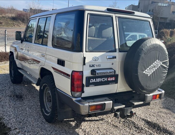 Toyota Land Cruiser Ostatní 4,0 l 170 kw