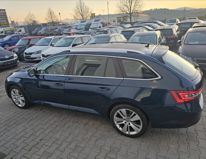 Škoda Superb Kombi 2,0 l 140 kw
