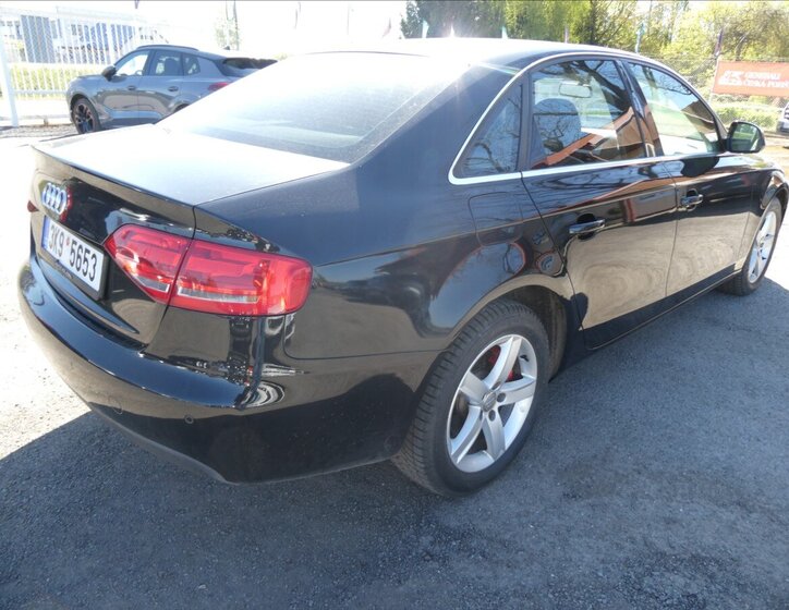 Audi A4 Sedan / Limuzína 2,0 l 105 kw