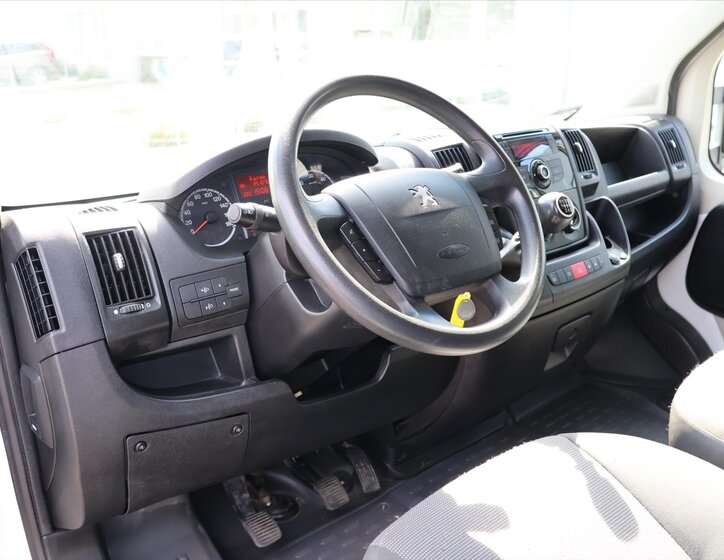 Peugeot Boxer 23