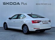 Škoda Superb 12