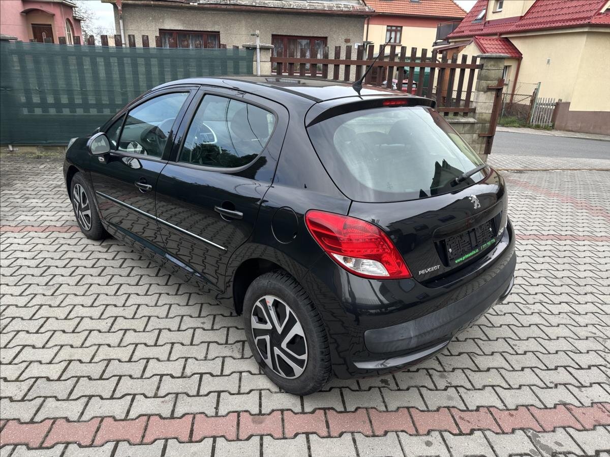 Peugeot 207 Hatchback 1,4 l 54 kw