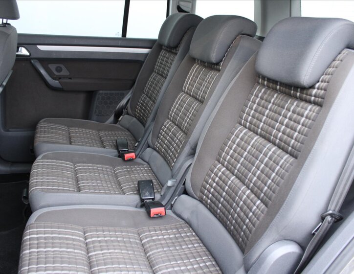 Volkswagen Touran MPV 2,0 l 103 kw