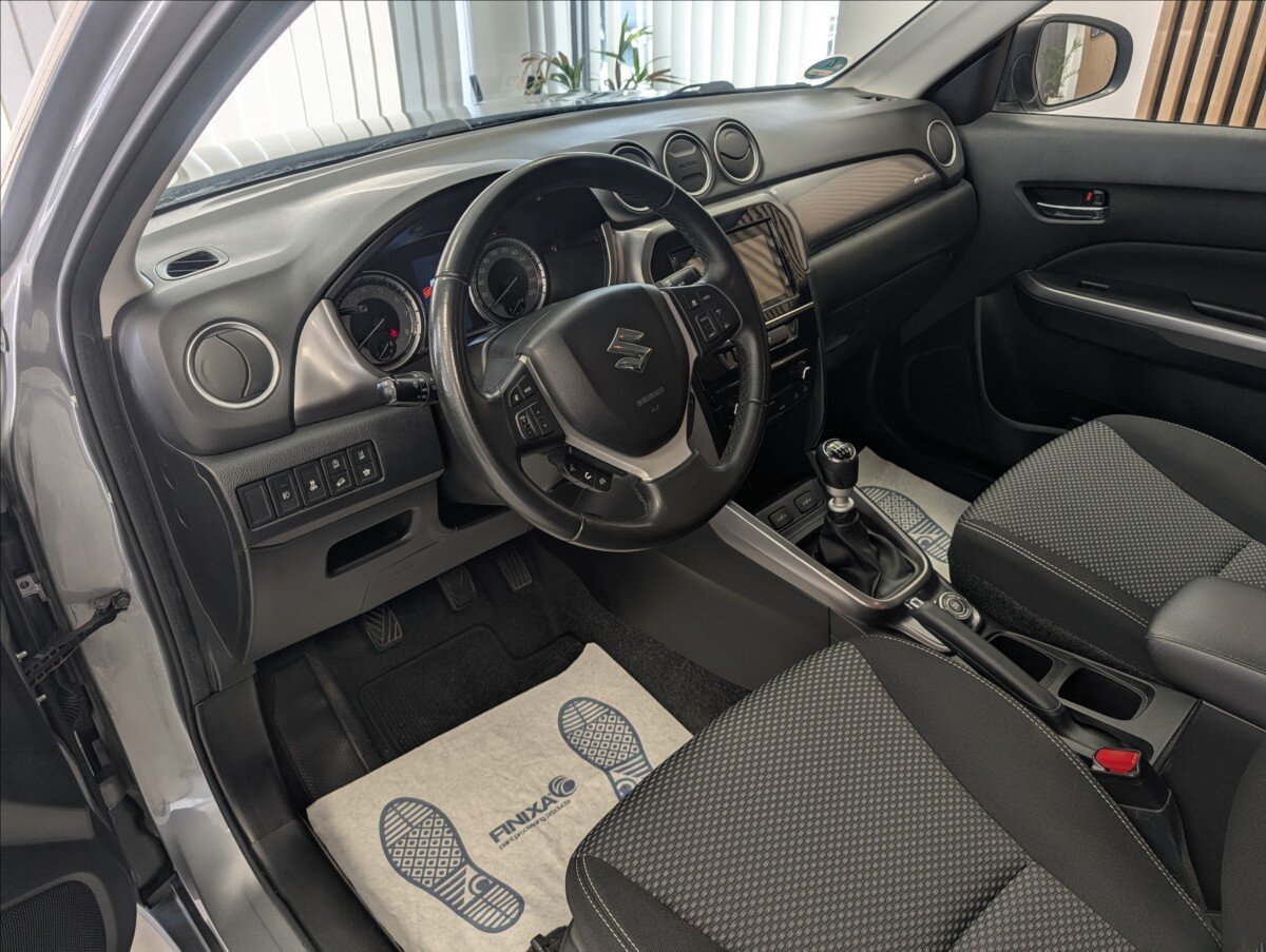 Suzuki Vitara Hatchback 1,4 l 95 kw