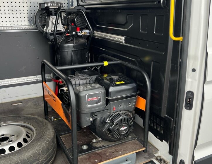 Volkswagen Crafter Skříň 2,0 l 103 kw