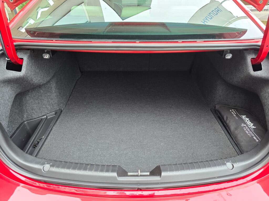 Mazda 6 Sedan 2,5 l 141 kw