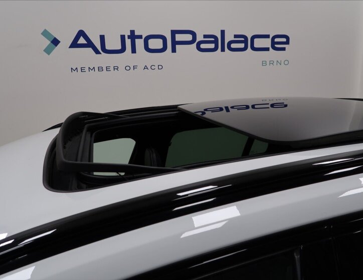 Volvo V60 Kombi 2,0 l 140 kw